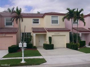 15125 NW 8th St, Pembroke Pines, FL 33028