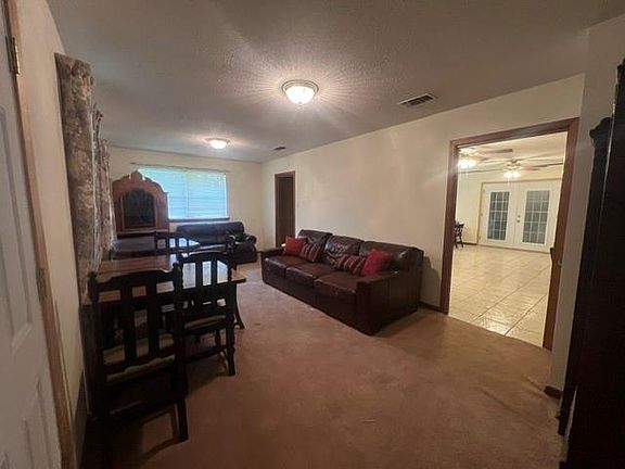 5th image of 1417 Claudius St
