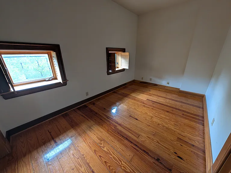 1639 Sycamore St #H — Photo 13
