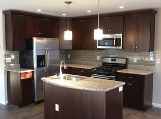 1269 Candlestick Ln, Rochester Hills, MI 48306