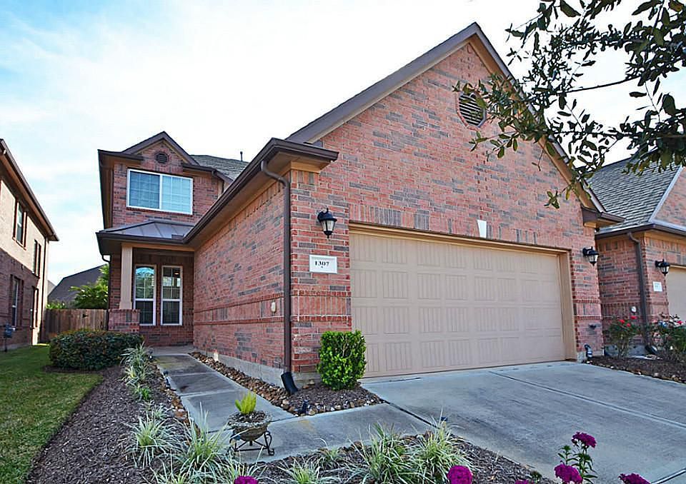 1st image of 1307 Glenwood Canyon Ln