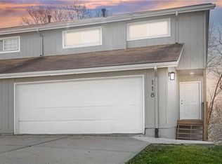 118 Crawford Plz, Liberty, MO 64068
