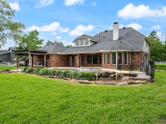 5th image of 12010 Live Oak Dr
