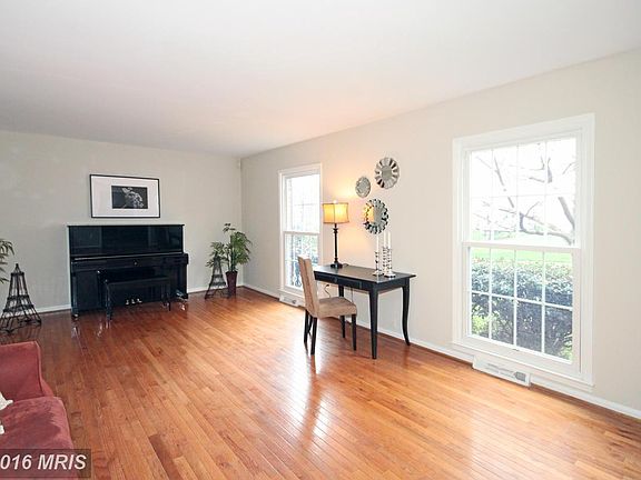 4th image of 10708 Stanhope Pl