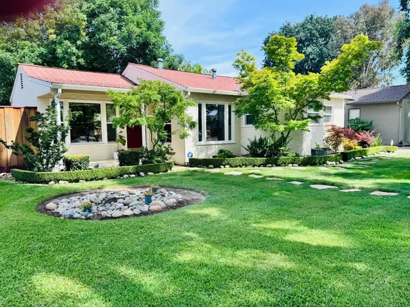 330 Rowland Ave, Modesto, CA 95354