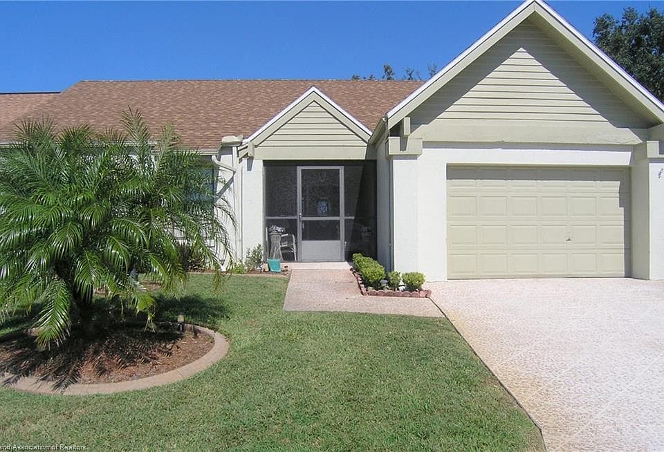 1st image of 38 Hickory Hills Cir