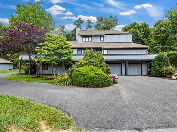 214 Hampton Dr, Bristol, TN 37620