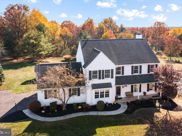 5 Eileen Ln, Limerick, PA 19468