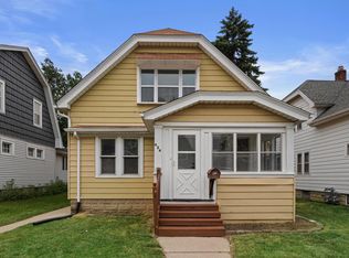 624 Menomonee Ave, South Milwaukee, WI 53172