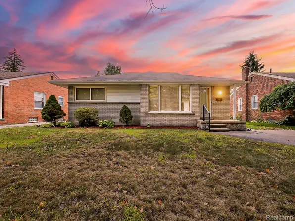 17694 Fox St, Redford, MI 48240