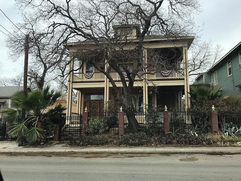 1st image of 511 Montana St