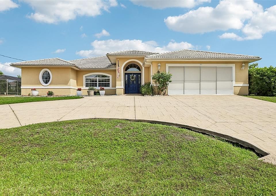1st image of 60 WOODBURY DRIVE