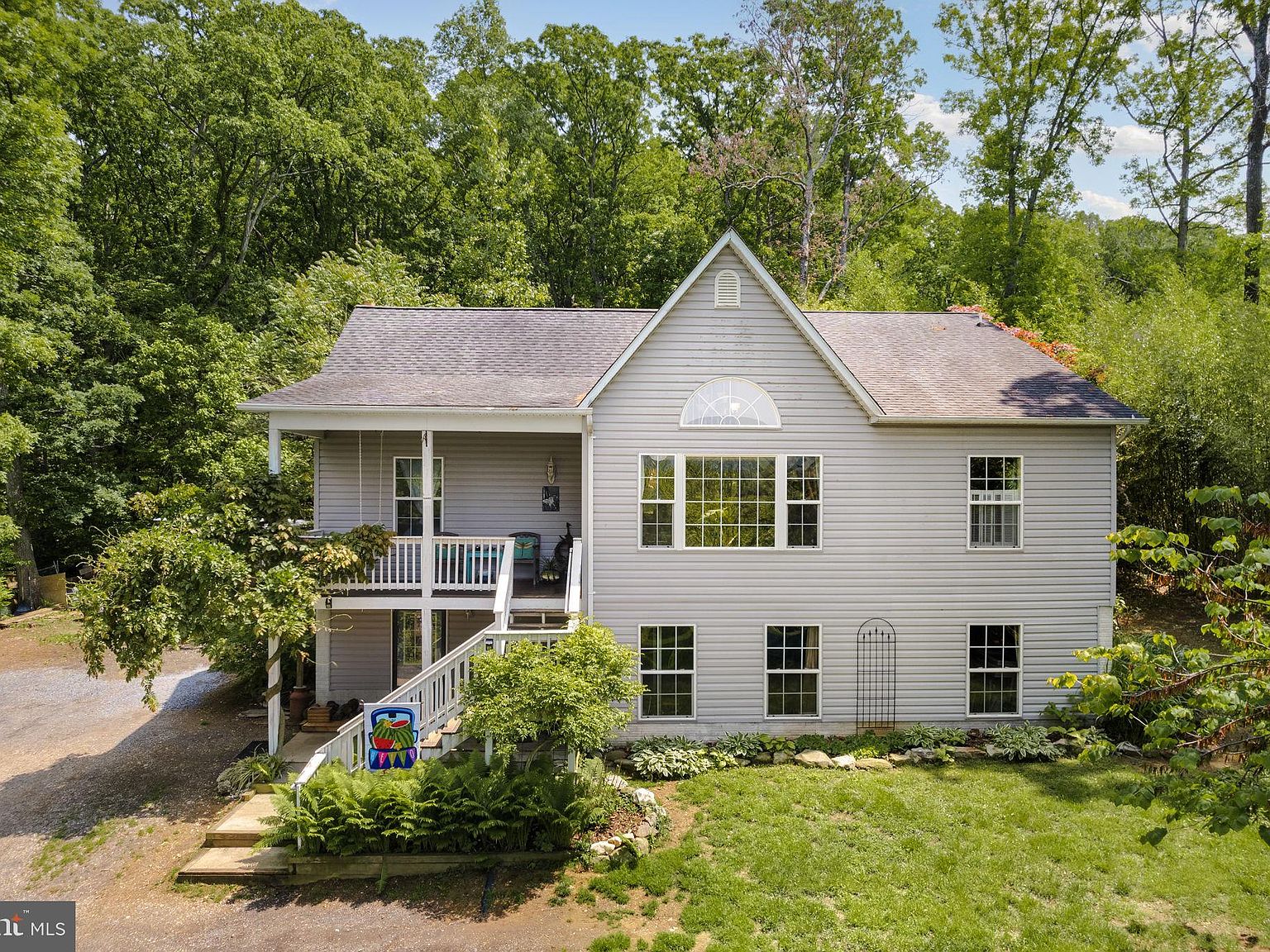 381 Thompson Hollow Rd, Bentonville, VA 22610 Zillow