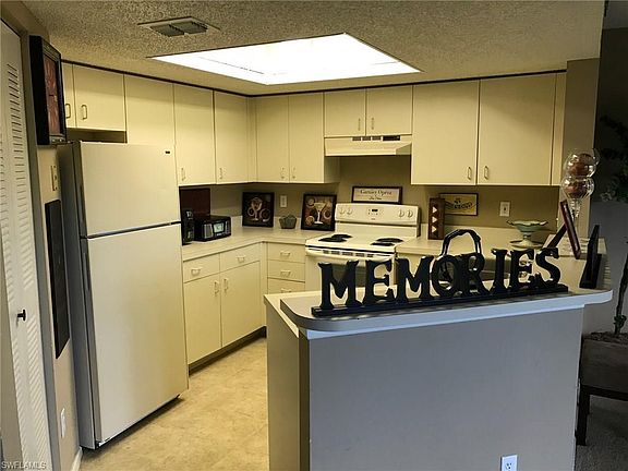 4th image of 1314 Wildwood Lakes Blvd Unit 8