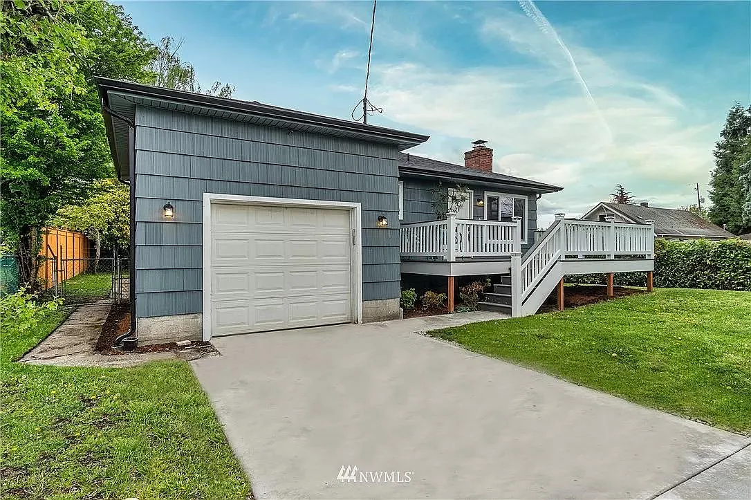 5 bed, 2100 sqft, $4,800 — Photo 1