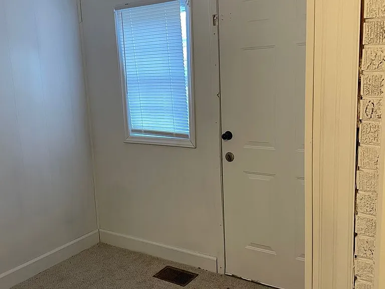 1263-C Winslow Ave #B — Photo 12