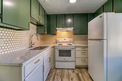 1260 NE Purcell Blvd #12 Photo 1