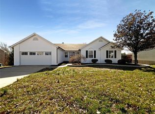 2792 Kettering Dr, Saint Charles, MO 63303