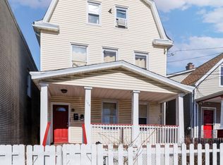 546 Harrington St, Perth Amboy, NJ 08861