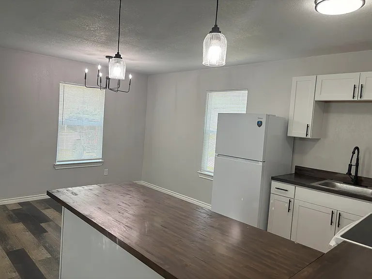 5609 Fernander Dr — Photo 9