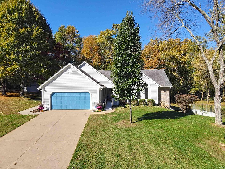 1st image of 4064 W Meadowvale Dr
