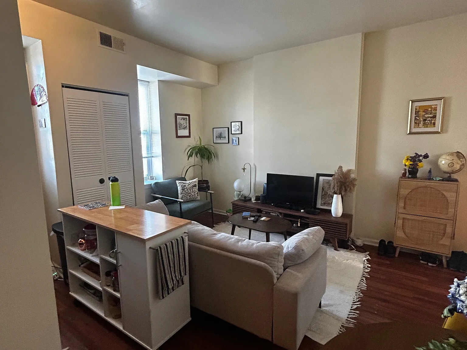 1 bed, 550 sqft, $1,399 — Photo 2