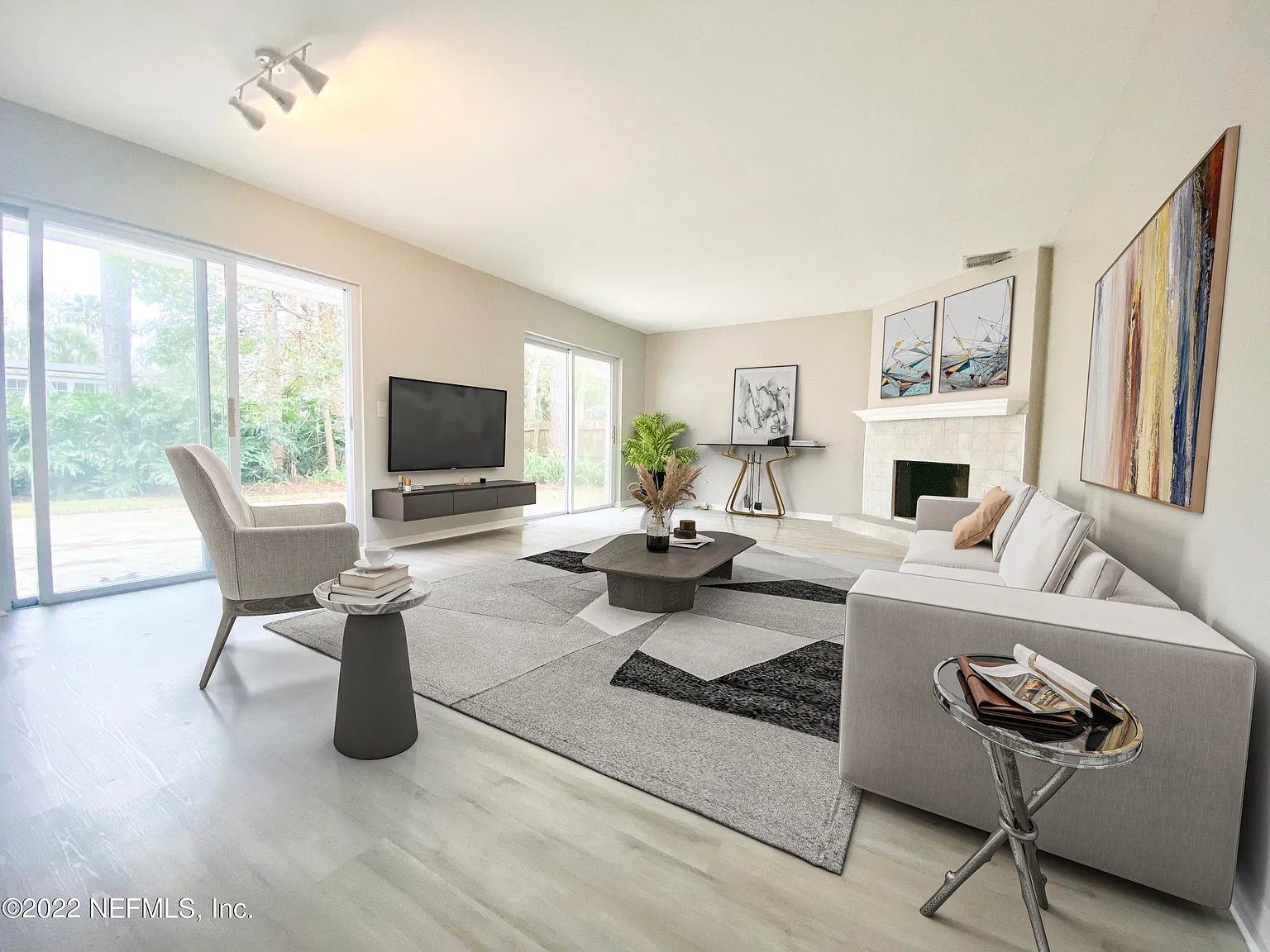 4 bed, 2.0 bath, 1574 sqft, $3,400 — Photo 3