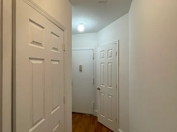 9016 Fourth Avenue image 10 of 10