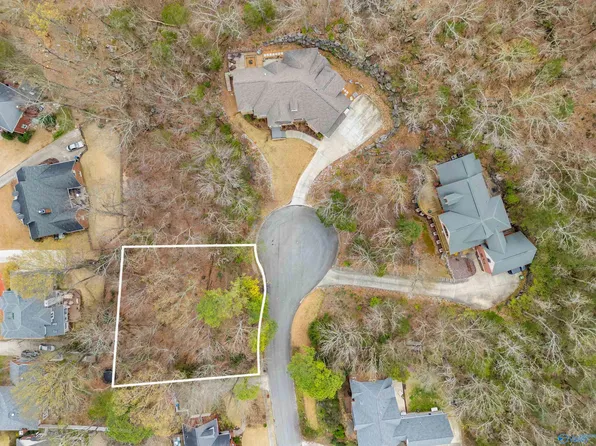 1235 Shadow Ridge Dr SE, Huntsville, AL 35803