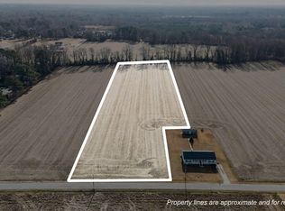 430 Buck Ln, Vanceboro, NC 28586