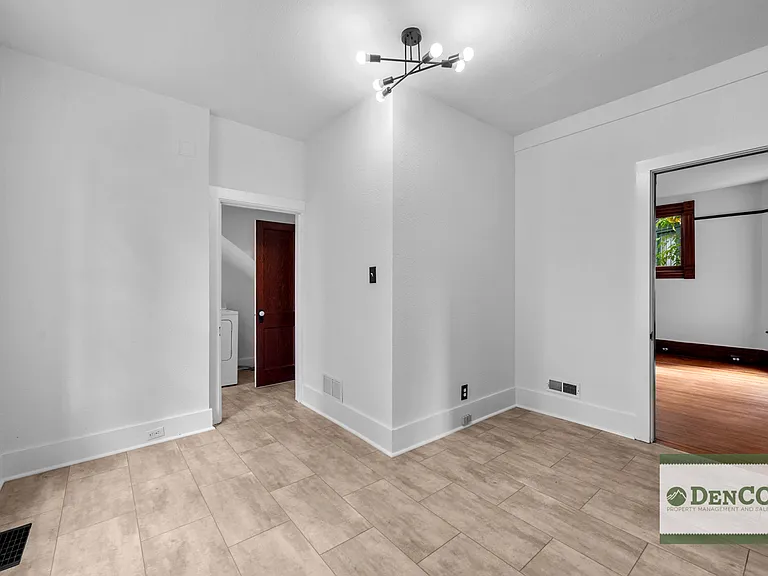 1623 Race St — Photo 17