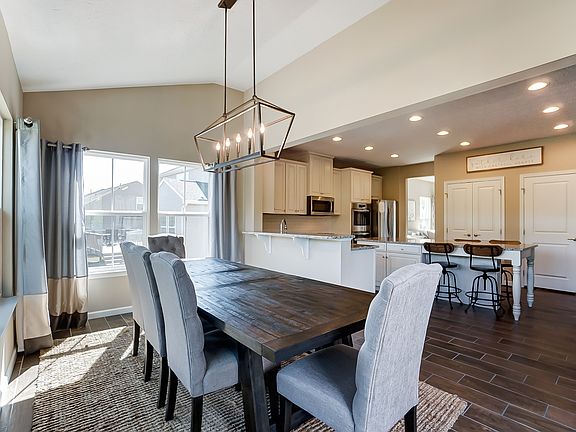 4th image of 1862 Meadowsweet Dr