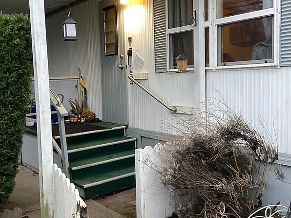 2200 Lancaster Dr SE Unit 9D, Salem, OR 97317