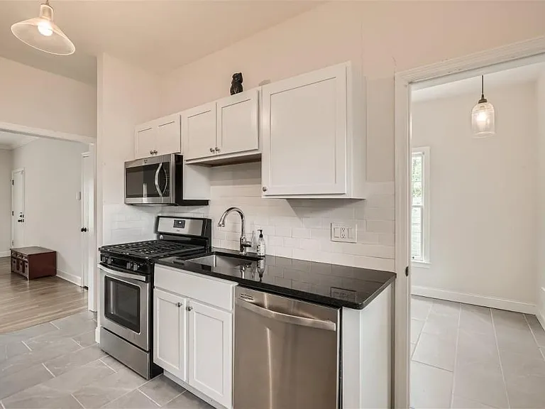 3685 Cantrell Rd NE #A — Photo 22