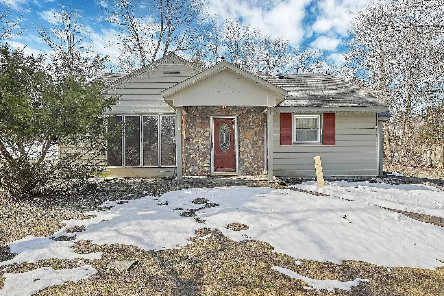 3 bed, 936 sqft, $3,000 — Photo 1