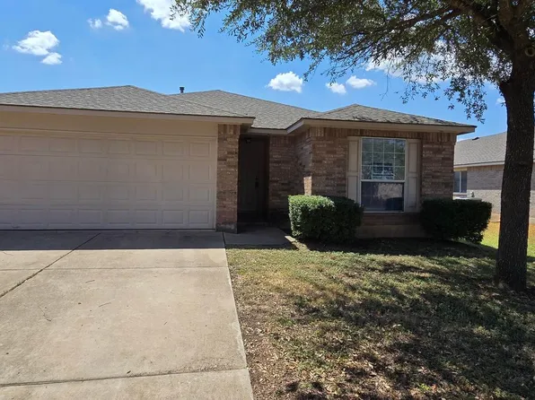 911 Remington Dr, Leander, TX 78641