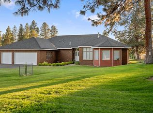 3448 Pine Tree Dr, Klamath Falls, OR 97603