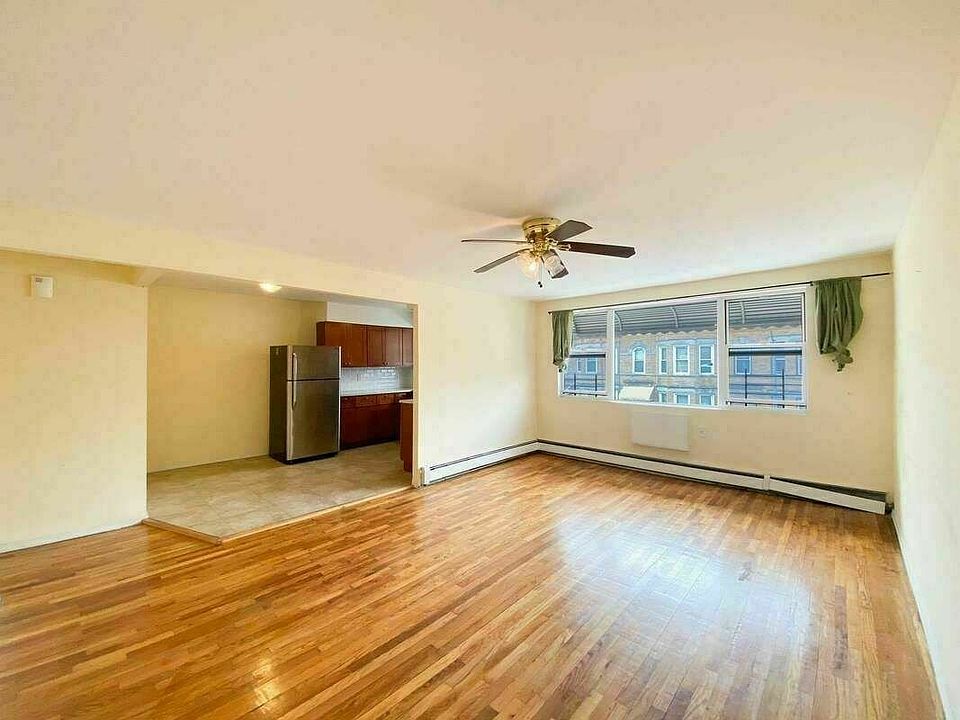 1st image of 435 E 21st St #3
