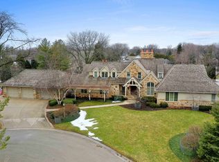 3208 Saint Andrews Ct, Green Bay, WI 54301