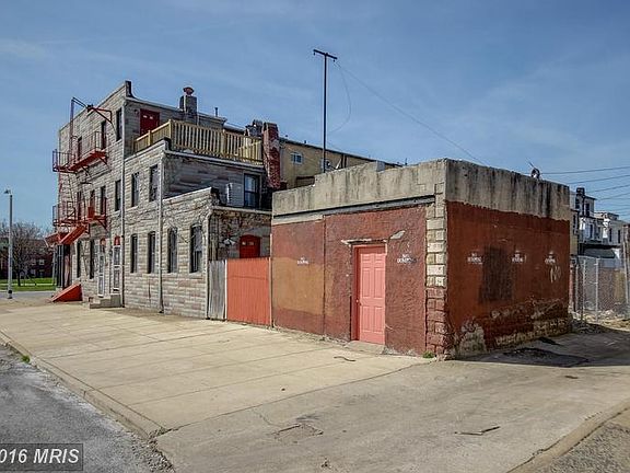 3rd image of 1401 N Central Ave