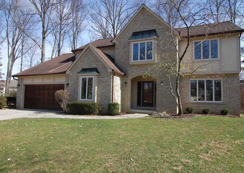 1st image of 693 Waxwing Ct