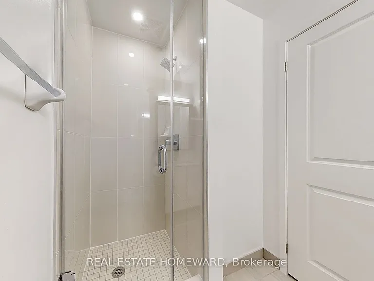 543 Richmond St W #208 — Photo 17