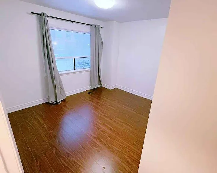 2284 Islington Ave #2 — Photo 4