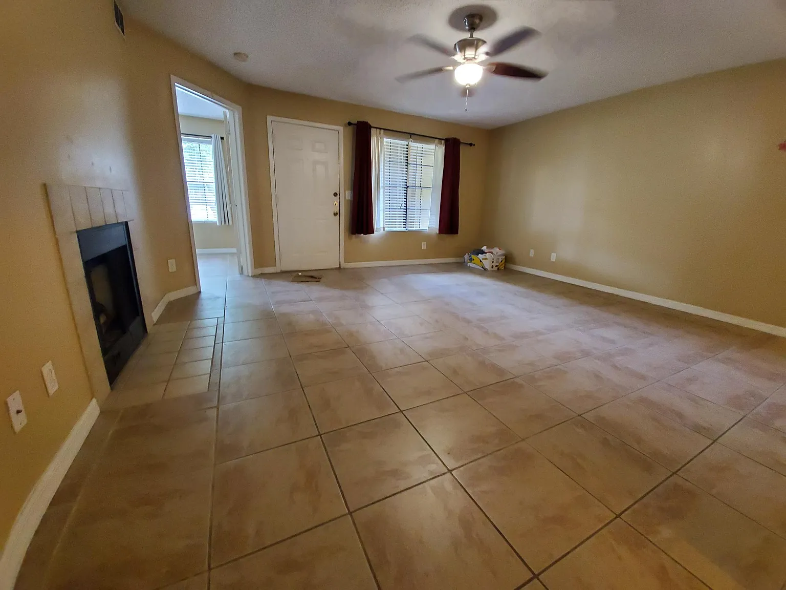 2 bed, 867 sqft, $1,525 — Photo 4