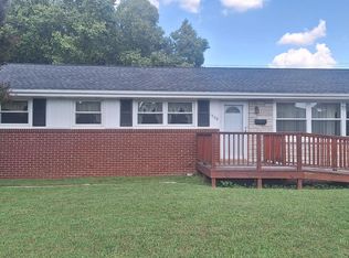 1808 Hermitage Dr, Kingsport, TN 37664