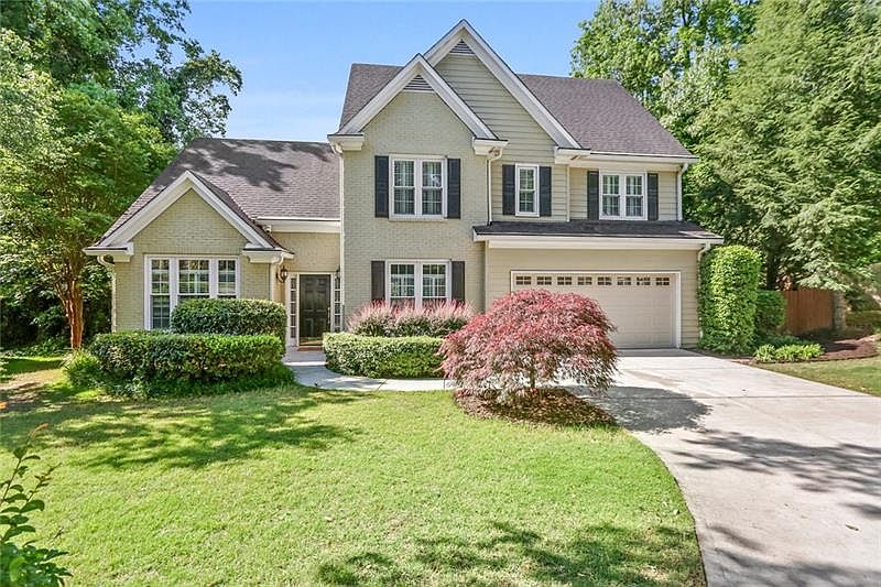 1st image of 230 Brookhollow Trce