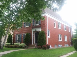 1219 E Kensington Blvd, Shorewood, WI 53211