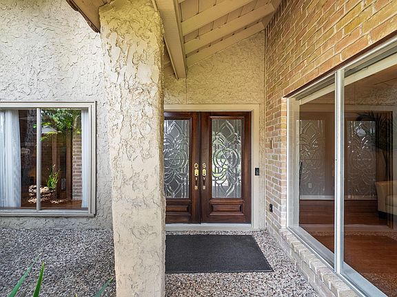 4th image of 5702 Boyce Springs Dr