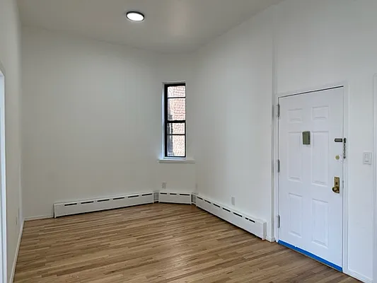 Rented by Cooper & Cooper Real Estate | media 5