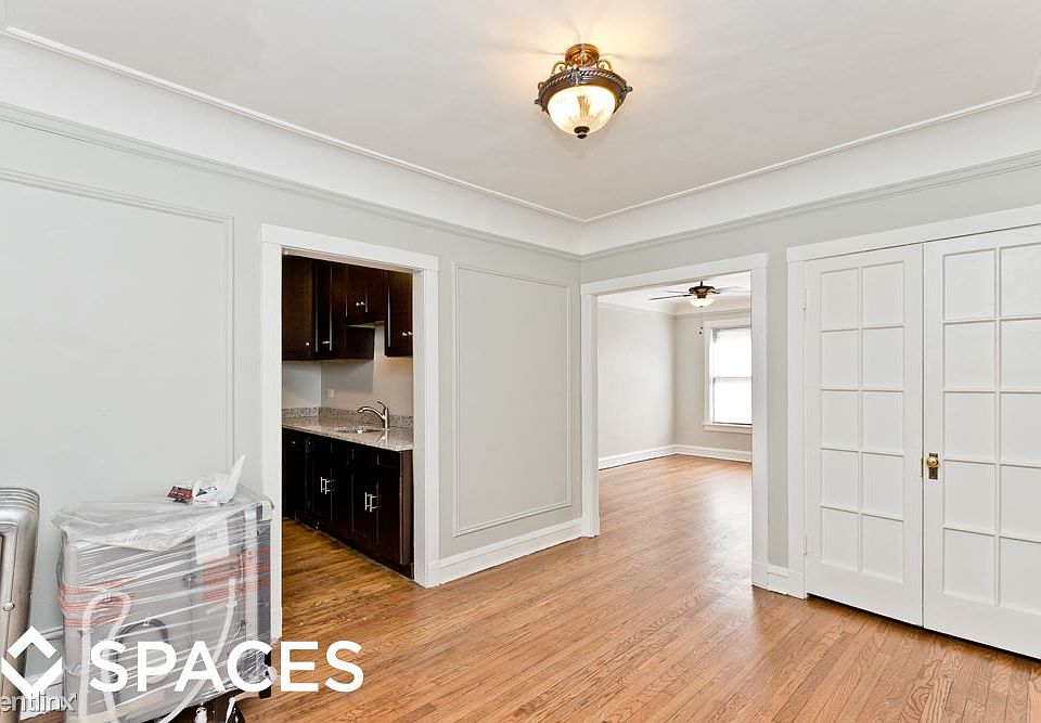 1st image of 6522 N Glenwood Ave APT 2W